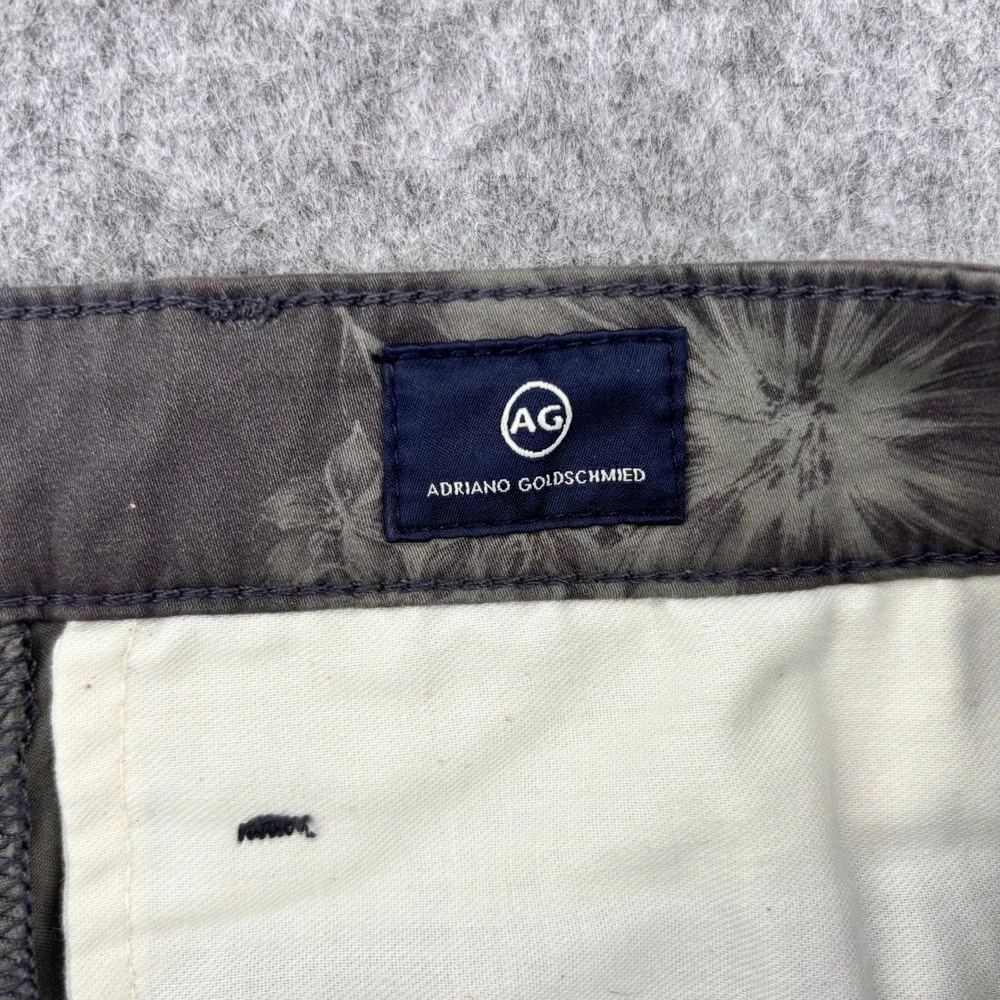 AG Adriano Goldschmied Wanderer Shorts Mens 34 Grey Floral Print Chino Casual